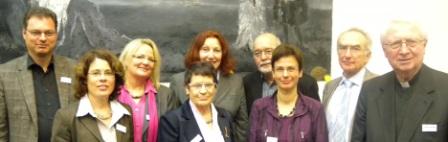 GSSG-Stifterin Harriet Langanke (3.v.l.) diskutierte mit VertreterInnen aus Politik, Kirche, Gesundheit und Aktivismus ber HIV-Prvention, Verantwortung und Ethik (Foto: Katholische Akademie Die Wolfsburg)