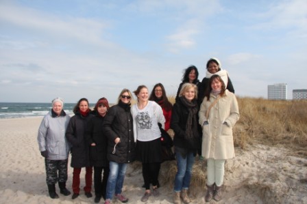 Die Teilnehmerinnen des 1. Treffens des Netzwerks Frauen und Aids 2013 (Foto: lgk)