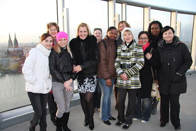 Marina Khalidova (rechts) und einige HIV-betroffene Frauen aus Russland zu Besuch bei der GSSG in Kln (Foto: lgk)